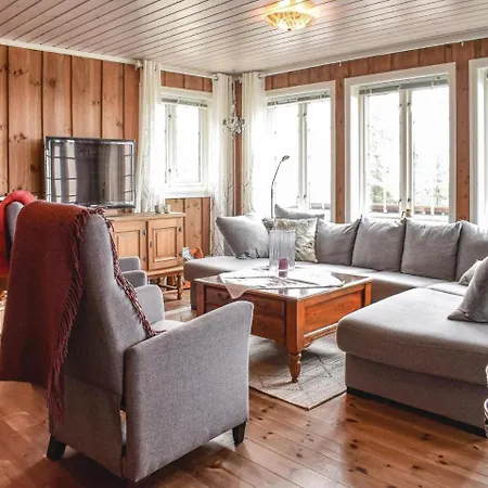 Five Bedroom Holiday In Дом отдыха
